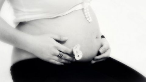 Pregnant lady photo in black and white