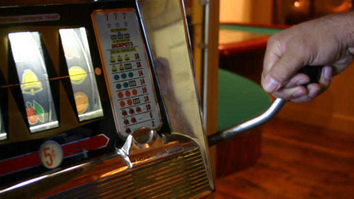 second hand pokie machine